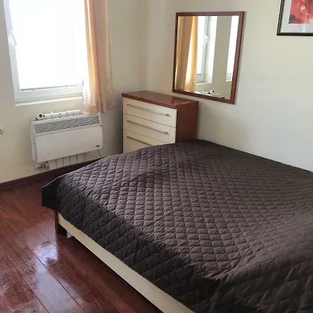 Apartment Private Two-bedroom At Bojurland Bansko